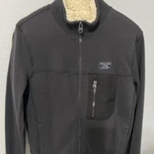 Abercrombie & Fitch Men's Small full zipper with wool interior. Gray
